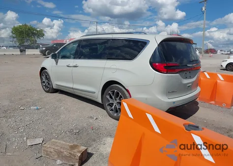 2021 Chrysler Pacifica Limited z USA, uszkodzony, nr VIN 2C4RC3GG9MR586647